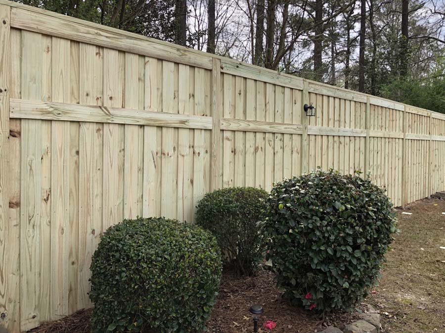 Residential wood fence Company Birmingham Alabama 